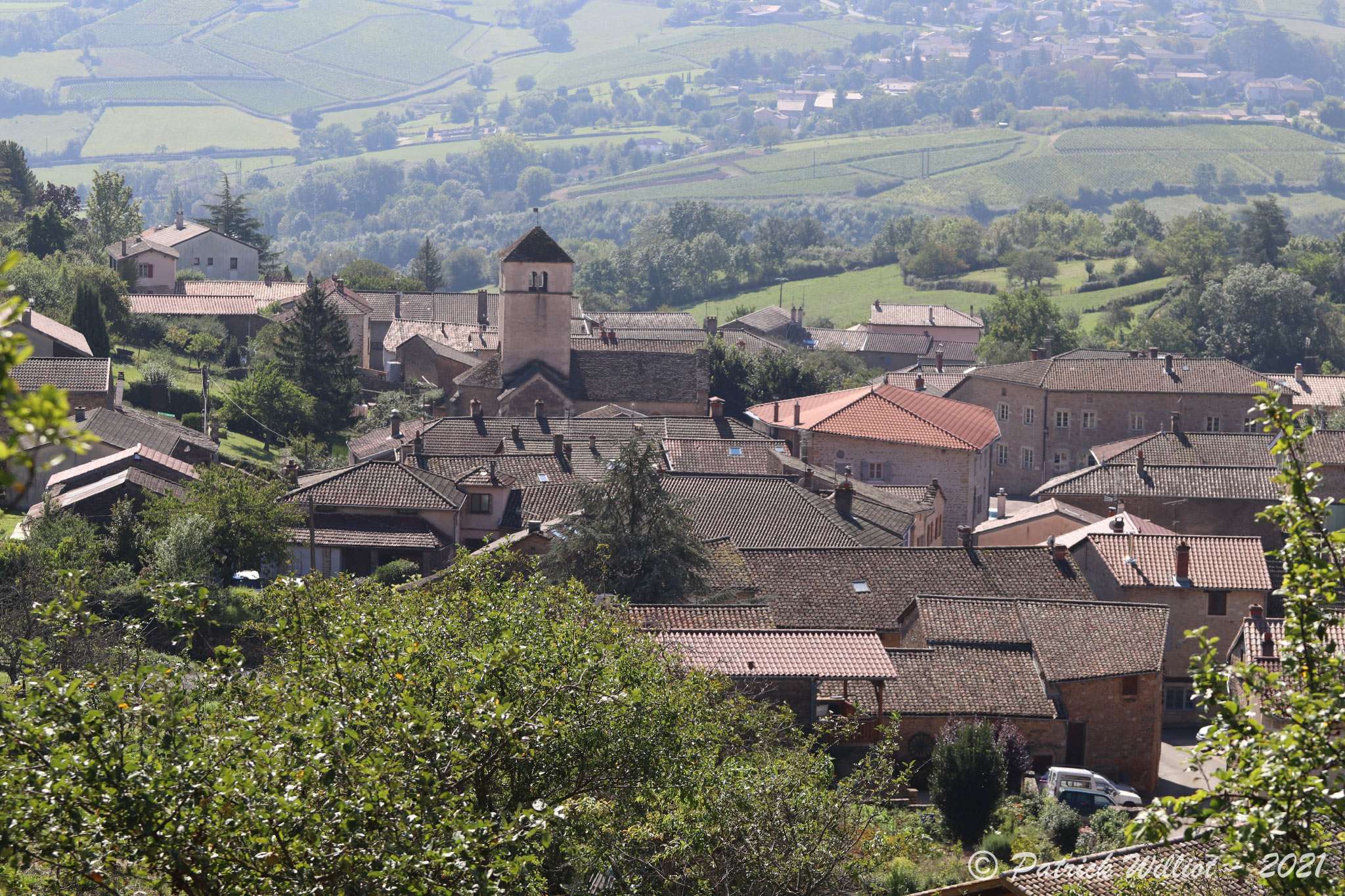 Berzé-le-Châtel